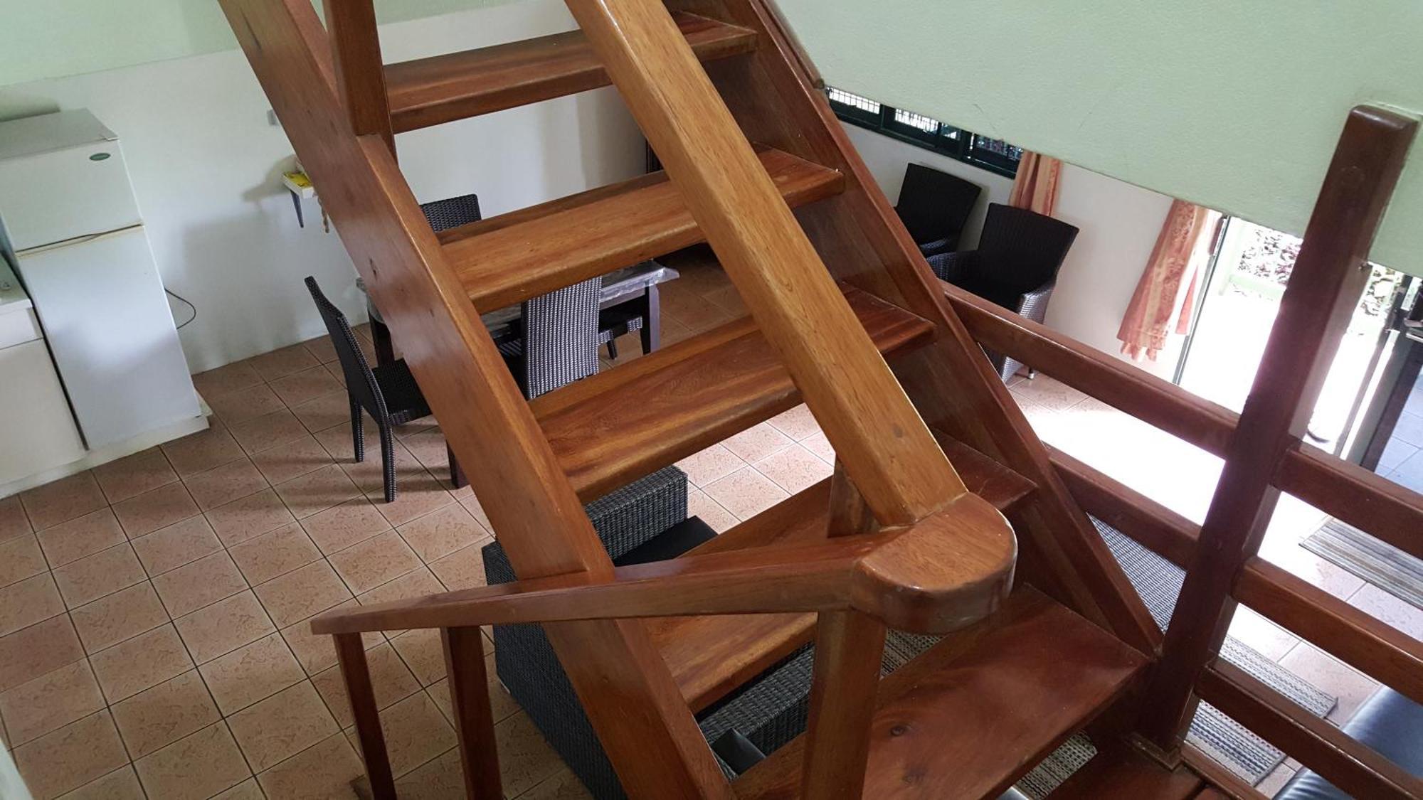 جراند ويست فيلاز نادي المظهر الخارجي الصورة